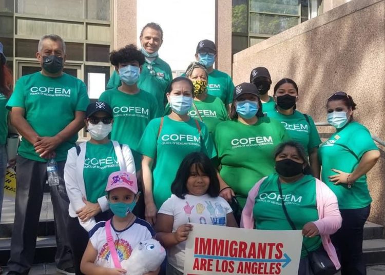 Migrantes exigen revocación de Enrique Alfaro y Pablo Lemus por incapacidad