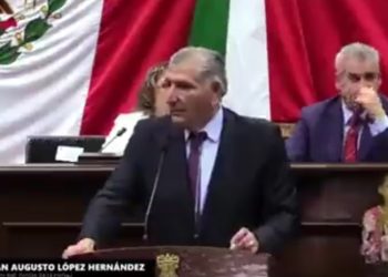 Adán Augusto López informa que investigan a Felipe Calderón por venta de armas a la delincuencia