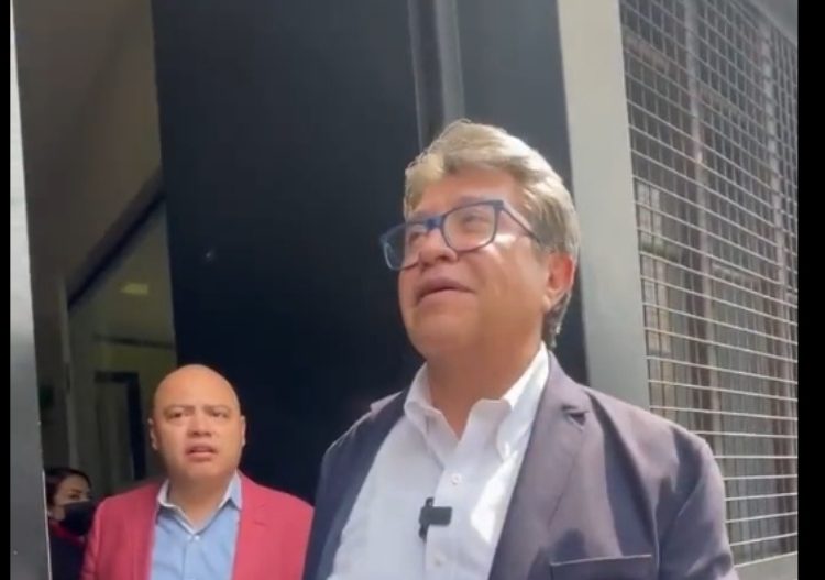 Monreal denuncia penalmente a Layda Sansores