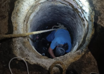 Mueren dos mujeres tras caer en una coladera en Iztacalco; iban a concierto