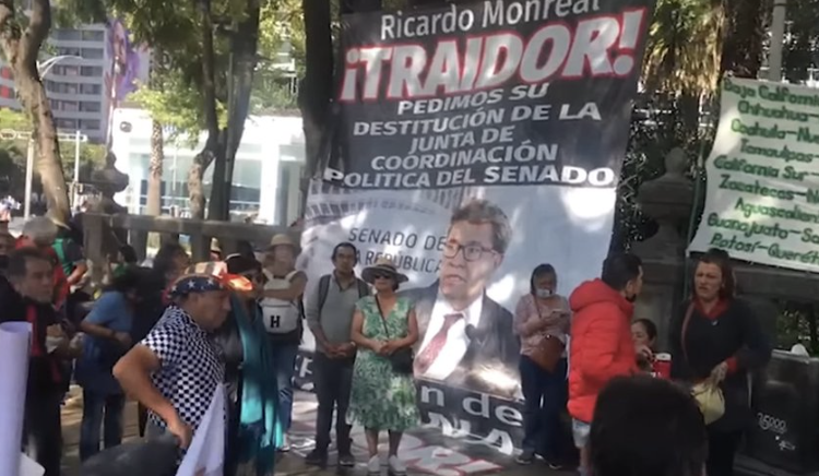 Repudian a Monreal en marcha a favor de la 4T