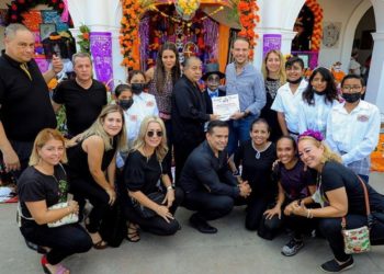 Inauguran la exposición de altares de muertos en Boca del Río