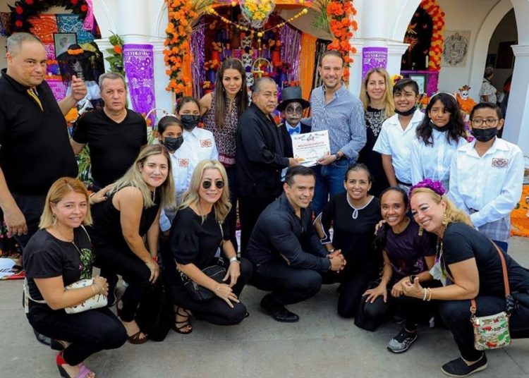 Inauguran la exposición de altares de muertos en Boca del Río