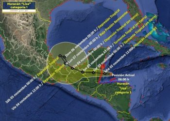 Evacúan zona costera de Quintana Roo por Huracán “Lisa”