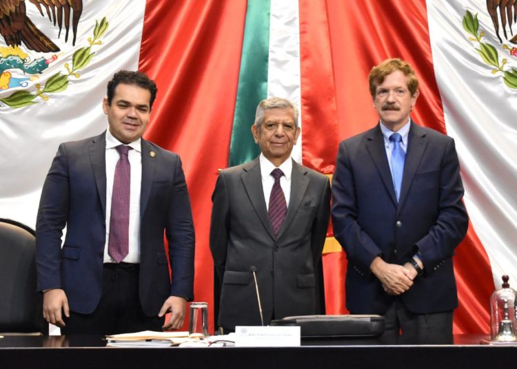 Comparecencia del secretario de la Función Pública, en receso indeterminado decretan comisiones 