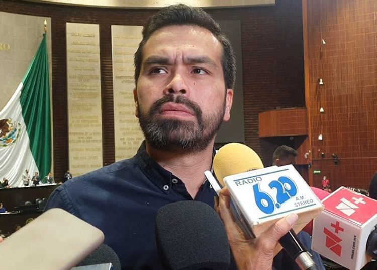 Morena y PRI pretenden dar “carpetazo” a reforma que amplía presencia de Fuerzas Armadas en tareas de seguridad pública: MC