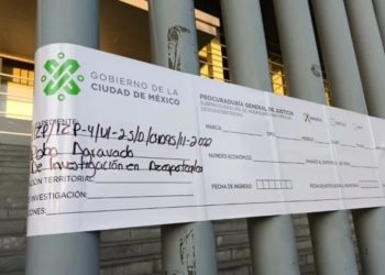 Taxista embiste a elementos de la SSC en Iztapalapa