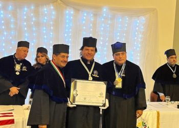 Claustro Doctoral Iberoamericano otorga Honoris Causa a Pablo Escalante Tattersfield