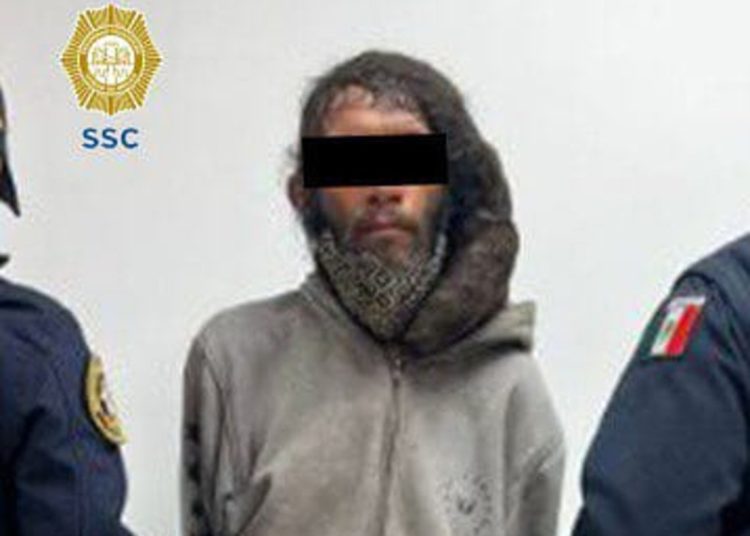 Detienen a indigente tras esconder el cadáver de una mujer en paradero de Tacubaya
