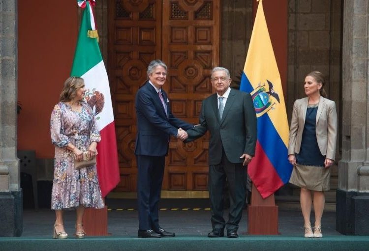 AMLO recibe a Guillermo Lasso presidente de Ecuador en Palacio Nacional