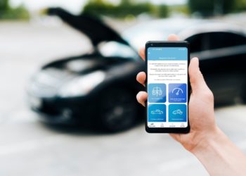 En alianza WOOW y Crabi buscan acelerar el crecimiento en seguros digitales para auto