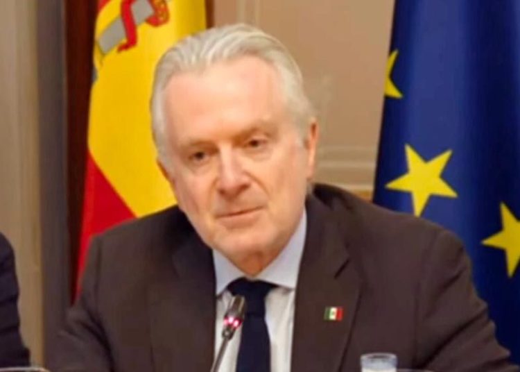 Acuerdan parlamentarios de España y México intensificar cooperación comercial