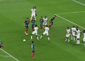 FIFA reconoce golazo del mexicano Luis Chávez ante Arabia Saudita