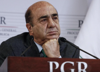 Juez niega arresto domiciliario a Murillo Karam