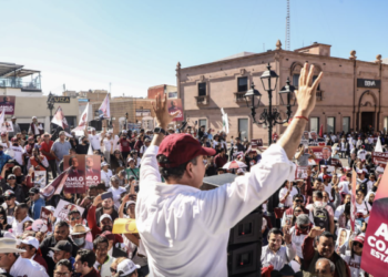 Arropan más de 15 mil personas a Ricardo Mejía y a la 4T en Coahuila