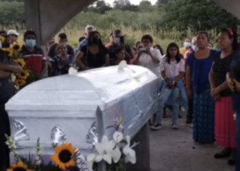 Dan último adiós a Rosa Isela, la joven que mataron para robarle a su bebé