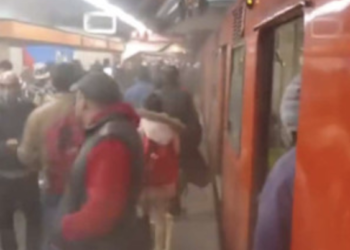 Reportan humo en estación Camarones del Metro