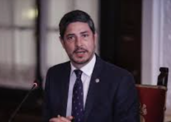 SRE instruye a embajador de México en Perú regresar al país para “resguardar su integridad”