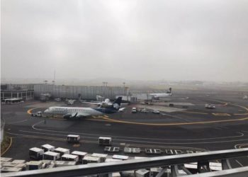 AICM reanuda sus operaciones tras banco de niebla