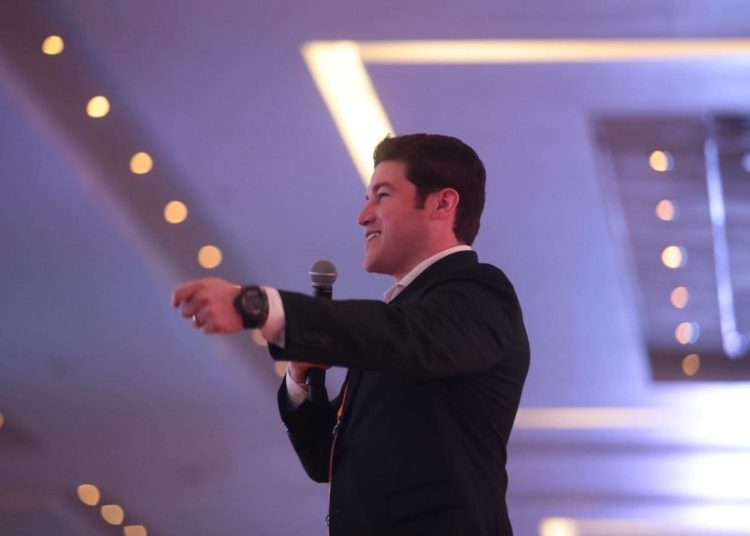 Asegura Samuel García que gobernará Nuevo León los seis años