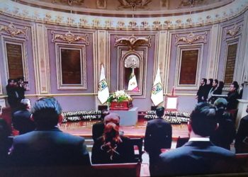 Congreso de Puebla rinde homenaje póstumo a Miguel Barbosa