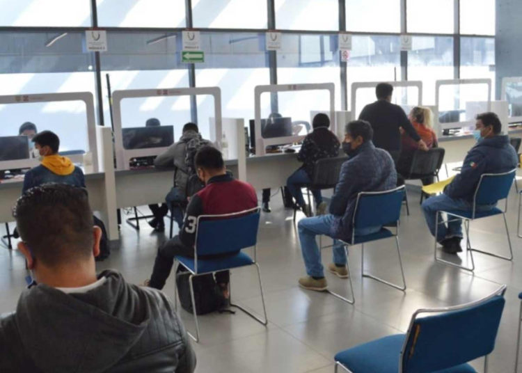 Suspenden hasta nuevo aviso altas vehiculares en módulos de Finanzas y alcaldías de CDMX