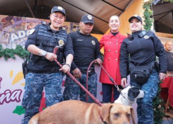 Inaugura jefa de Gobierno verbena navideña en el Zócalo