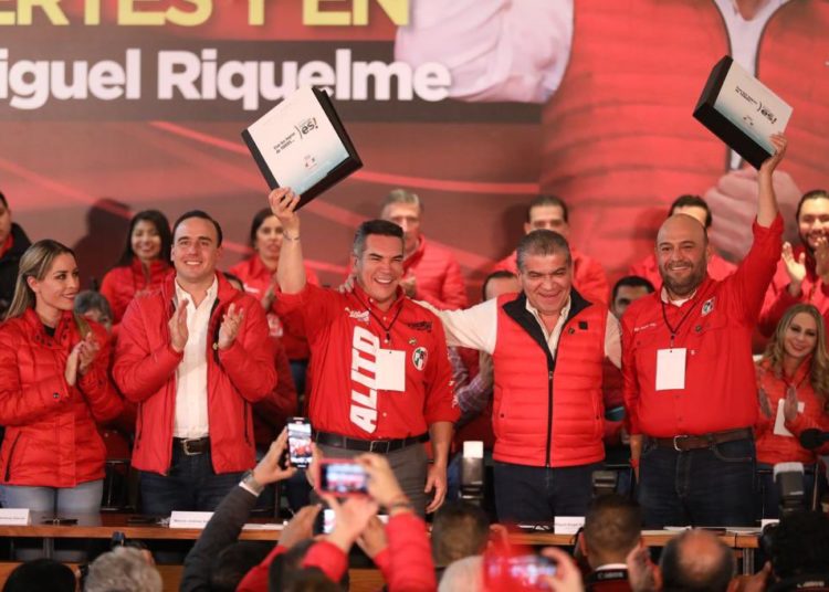 Lanza PRI a Manolo Jiménez como su candidato al gobierno de Coahuila