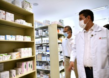Regresan a sus labores más de 500 médicos residentes de Pemex
