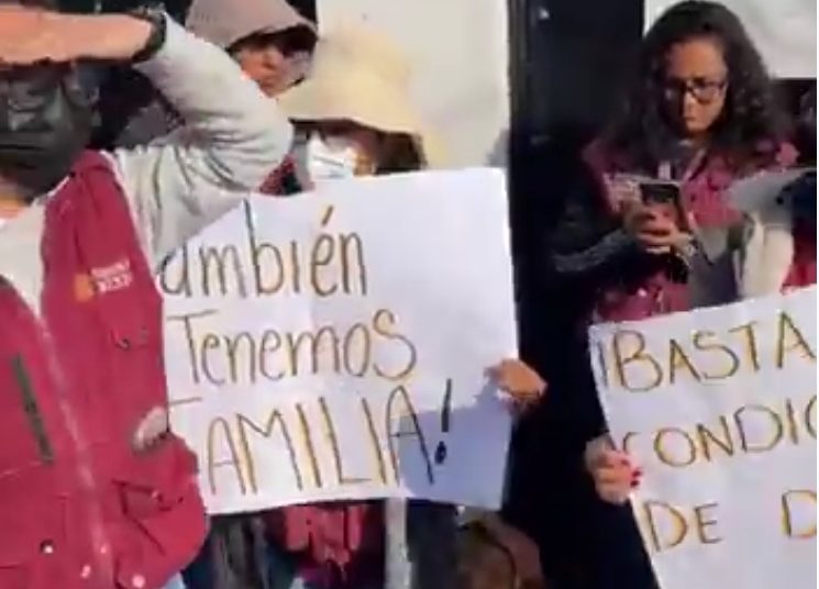 Exhiben trabajadores abuso laboral y corrupción de directora en Delegación estatal de la Secretaria del Bienestar