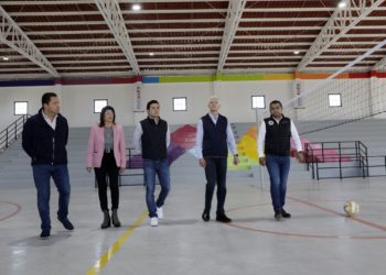 Inaugura Alfredo Del Mazo Multideportivo de Protección Civil del Edoméx para fomentar integración y unidad de los cuerpos de emergencia