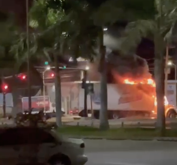 Amanece Culiacán con enfrentamientos y narcobloqueos en varias zonas de la ciudad