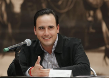 Renuncia Manolo Jiménez a Secretaría de Desarrollo y va por candidatura del PRI en Coahuila