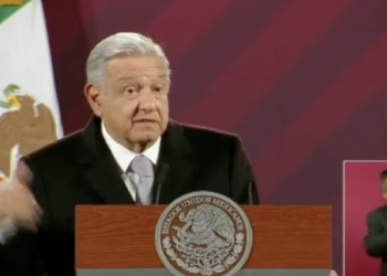 Arremete AMLO contra Cuauhtémoc Cárdenas, ya lo considera adversario