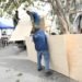 Gobierno Monterrey entrega apoyo a afectados por incendio