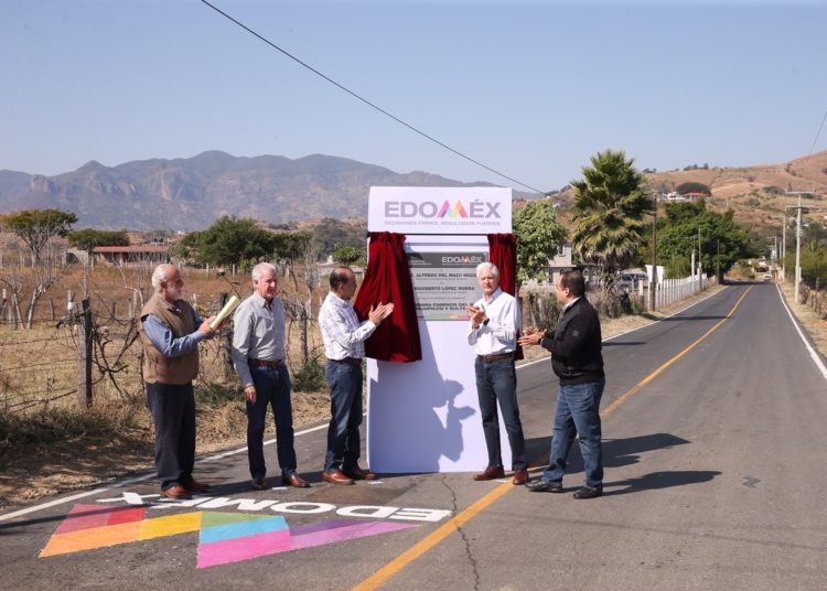 Pone en marcha Alfredo Del Mazo primera etapa de la rehabilitación de vialidades del programa Caminos del Sur, en Tejupilco y Sultepec
