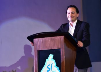 Detienen a mujer por arrojar un aspa de plástico a las vías del Metro de CDMX