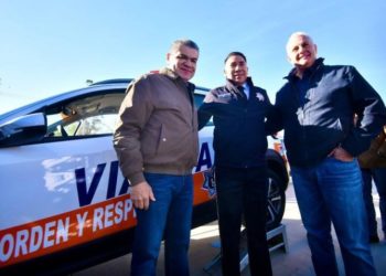 Alcalde de Torreón entrega nuevas unidades a Tránsito y Vialidad