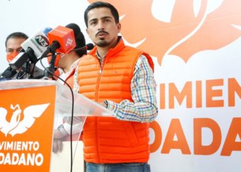 Renuncia coordinador de alcaldes de MC Michoacán para irse a Morena