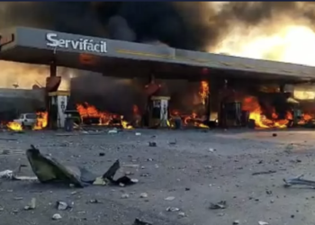 Deja dos muertos explosión de pipa en gasolinera de Tula, Hidalgo
