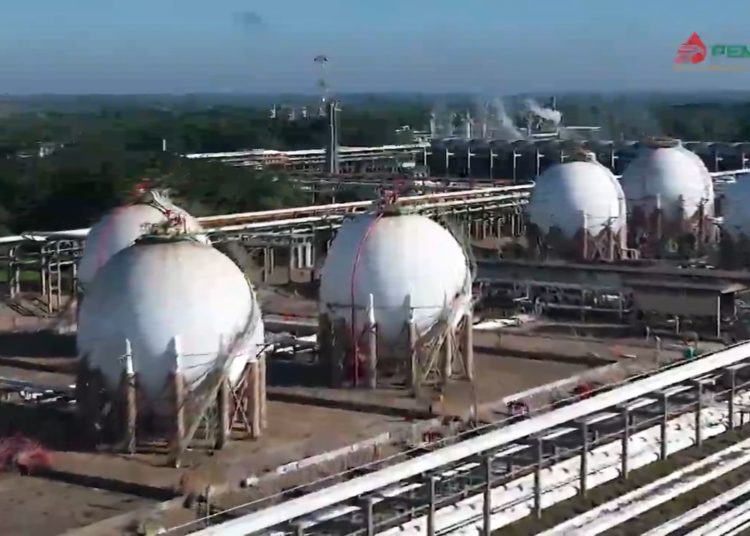 PEMEX fortalecerá industria petroquímica en Tabasco y Chiapas