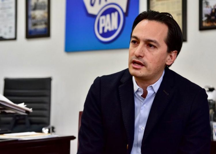 En San Lázaro Ignacio Mier y Santiago Creel reeditan el “Abrazo de Acatempan”, versión parlamentaria