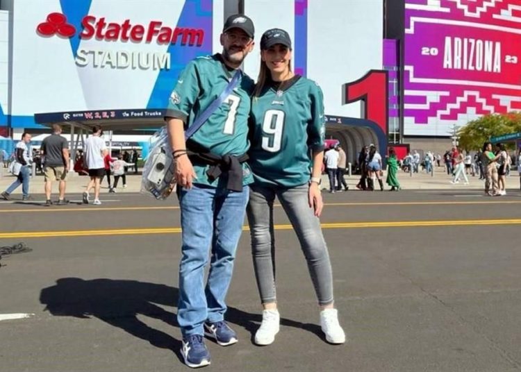 Exabogado del Rébsamen y hoy contralor de Sheinbaum disfruta del Super Bowl