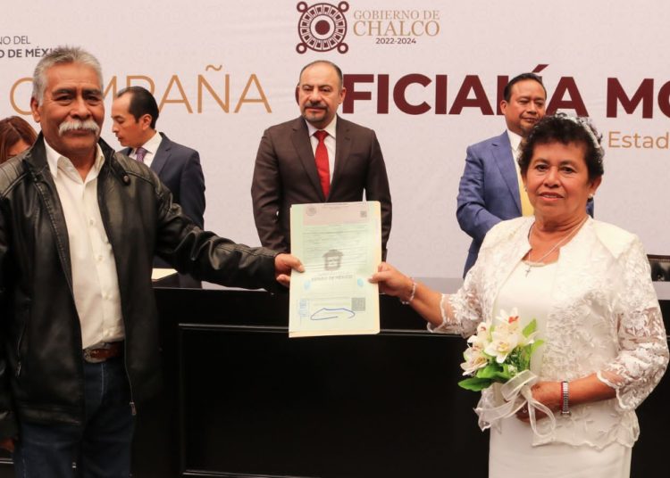 Emplean amas de casa el Salario Rosa para generar más ingresos en beneficio de sus familias: Alfredo Del Mazo