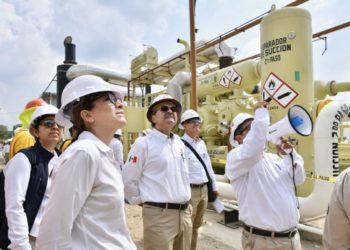 PEMEX acelera perforación en campo Ixachi