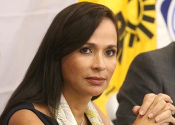 Entrega Huixquilucan casas a familias vulnerables