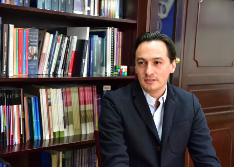 Irrumpen activistas trans en Congreso de CDMX