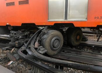 Se descarrila tren del Metro en talleres de Indios Verdes