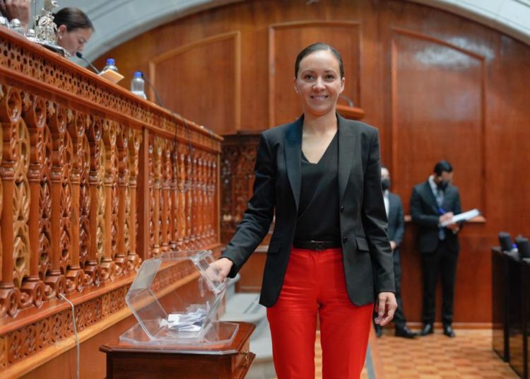 Trabajan diputados priistas para empoderar a mujeres con diferentes programas