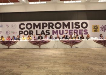 Brinda gobierno municipal y estatal acompañamiento a deudos de danzante fallecida en Huauchinango